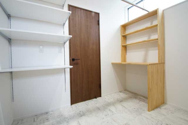 土間とロフトで広がる、北欧和モダンの平屋